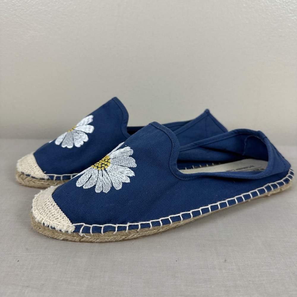 Coldwater Creek Women's 9W Espadrille Flats Navy Blue Embroidered Daisy Slip On